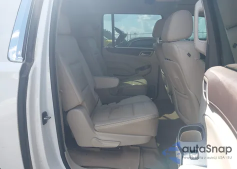 2015 GMC Yukon Xl 1500 Denali z USA, uszkodzony, nr VIN 1GKS2JKJ3FR192893